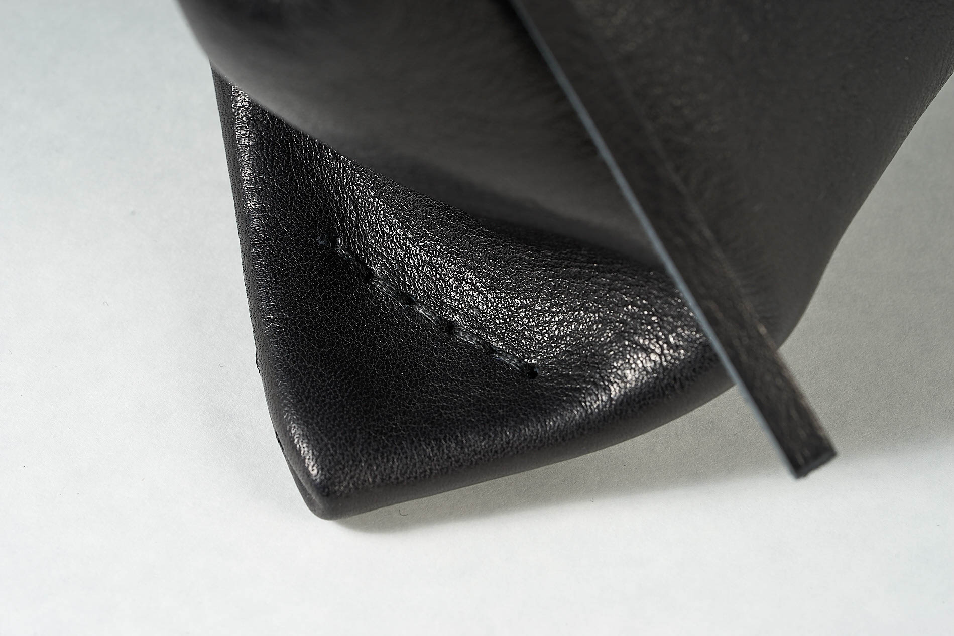 daniele basta leather and silver bags - DETAIL 3